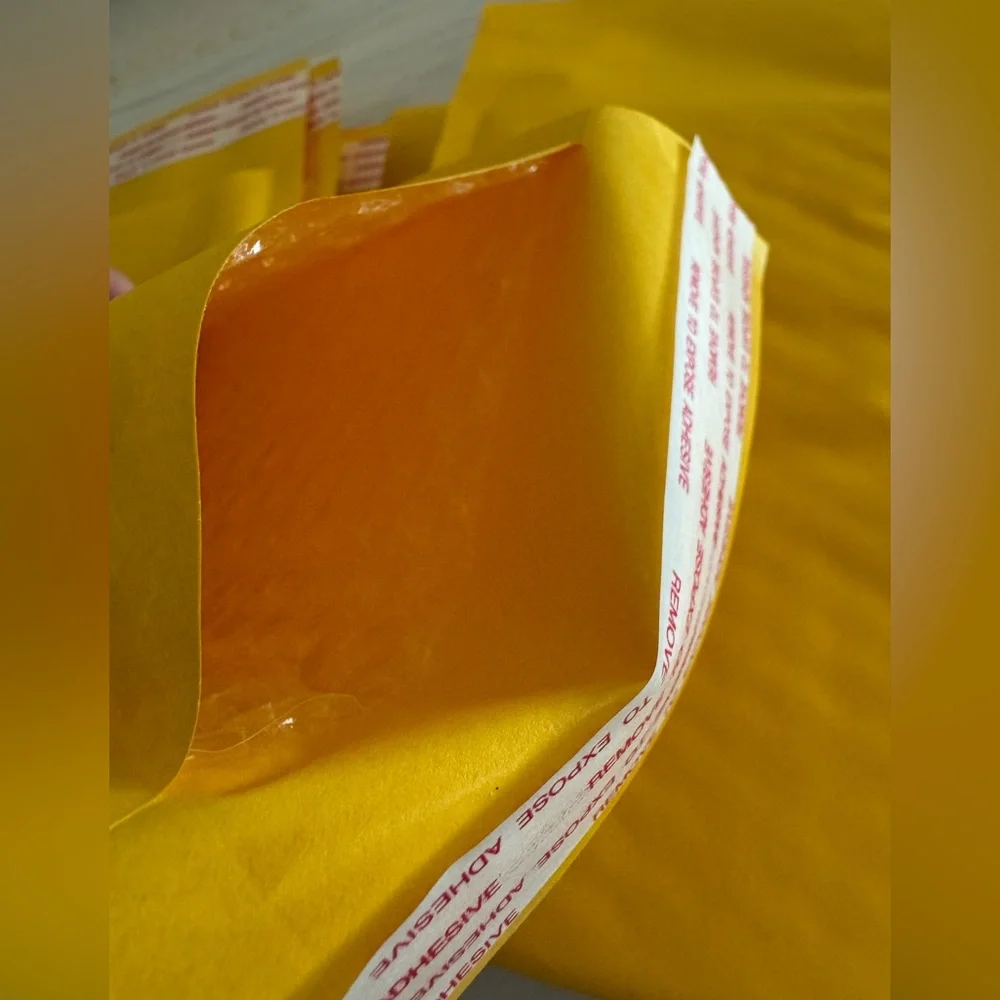 Pack of 25 Kraft Paper Bubble Mailers 4.25” x 8” NEW